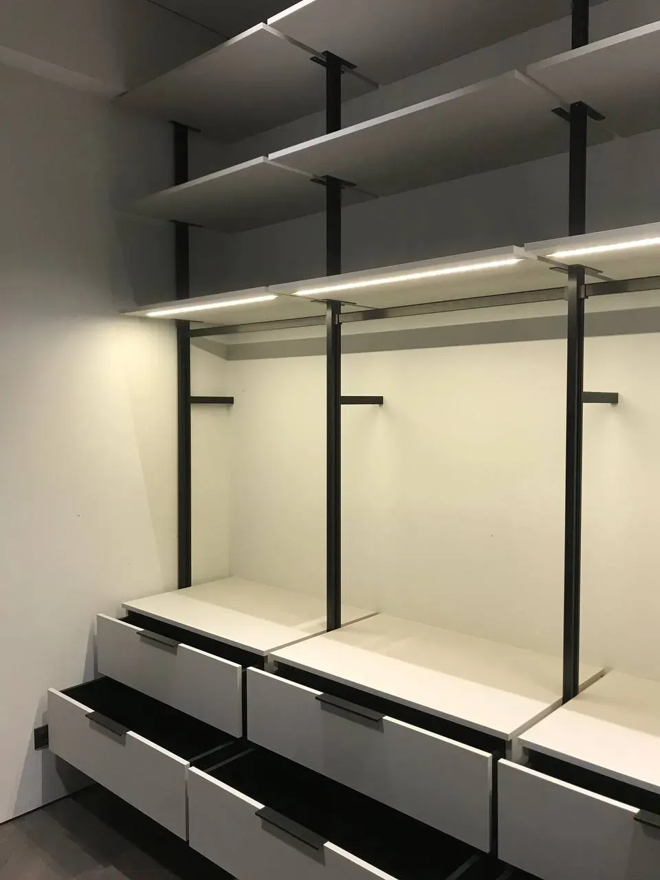 Nestandartiniai miegamojo baldai